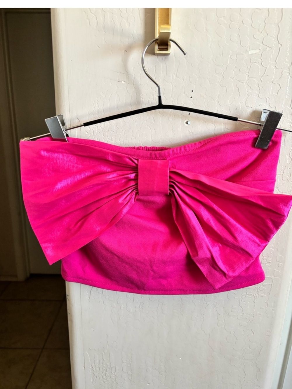 Fuchsia Bow-Accent Women's tube top
